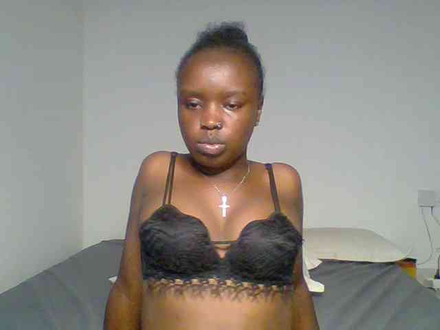 BubblyAngels webcam