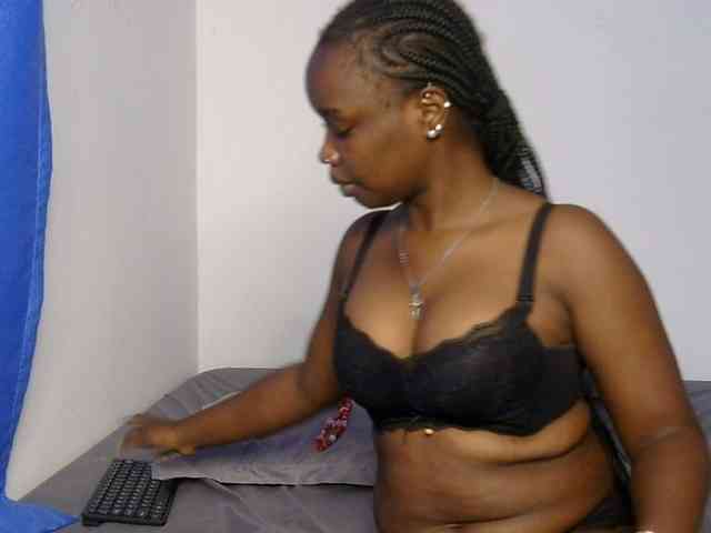 BubblyAngels webcam