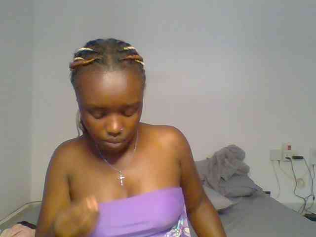 BubblyAngels webcam