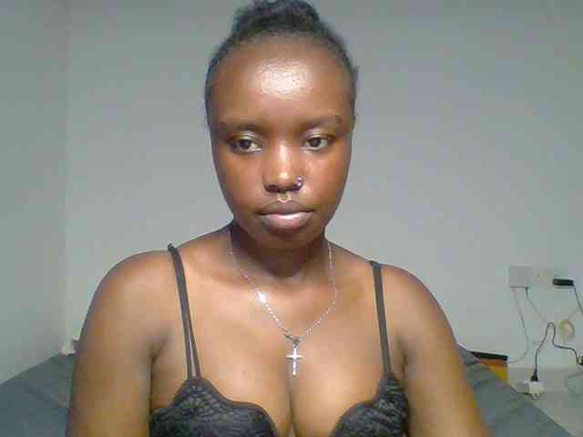 BubblyAngels webcam