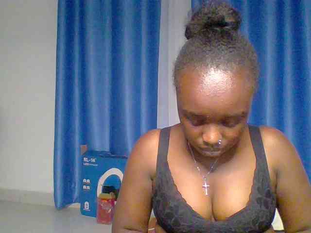 BubblyAngels webcam