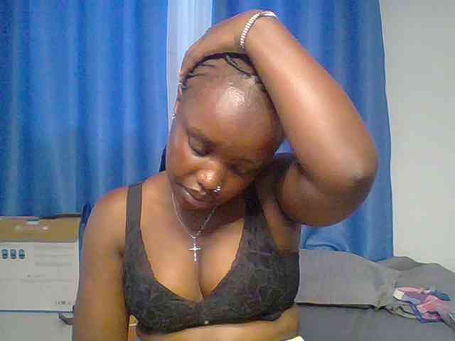 BubblyAngels webcam