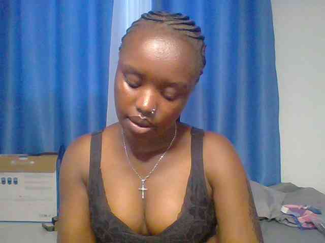 BubblyAngels webcam