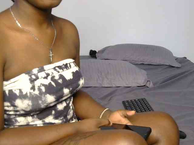 BubblyAngels webcam