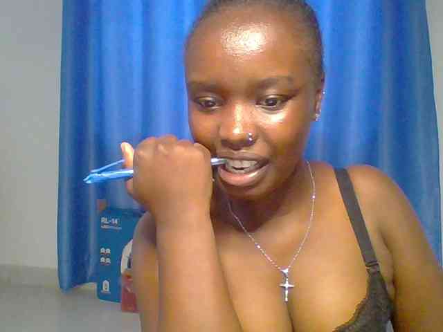 BubblyAngels webcam