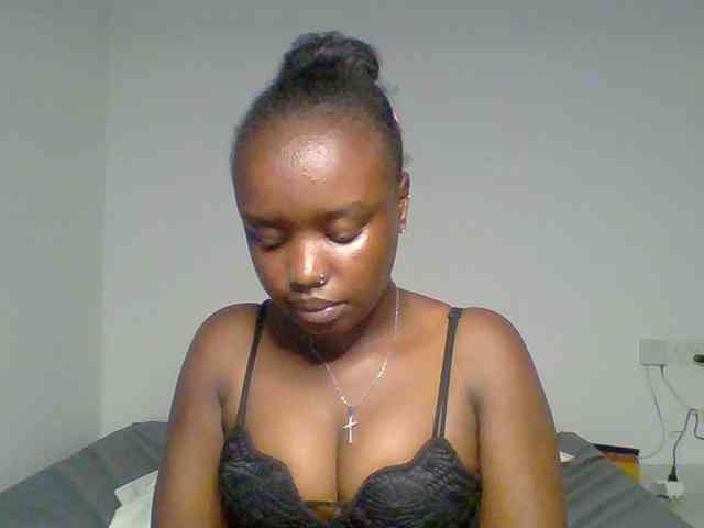 BubblyAngels webcam