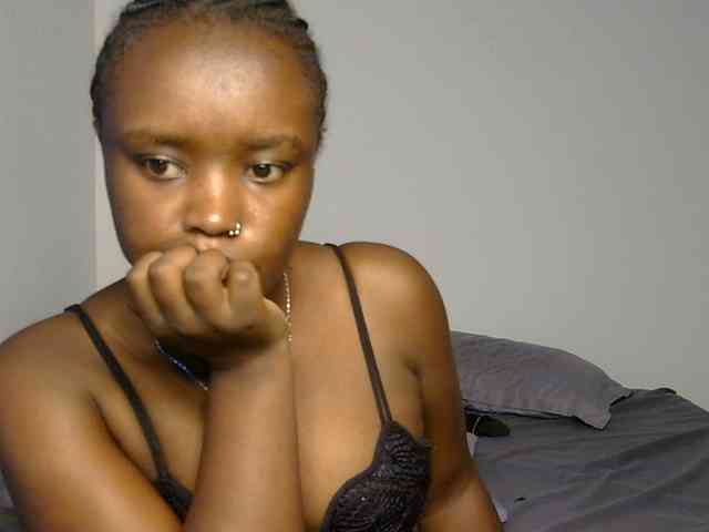 BubblyAngels webcam