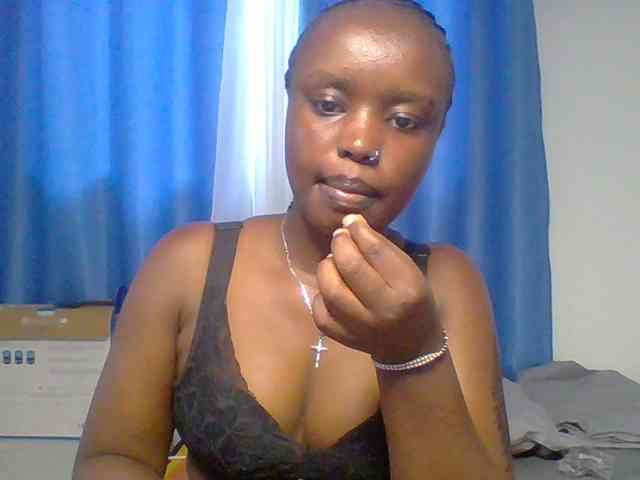 BubblyAngels webcam