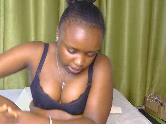 BubblyAngels webcam