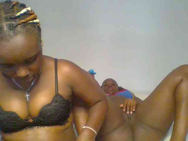 BubblyAngels webcam