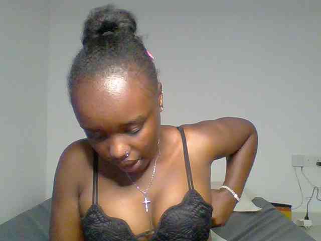 BubblyAngels webcam