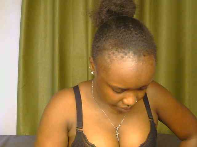 BubblyAngels webcam