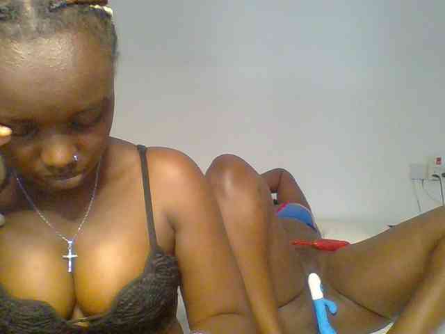 BubblyAngels webcam