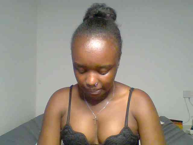 BubblyAngels webcam