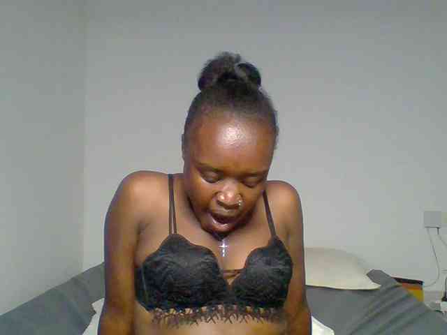 BubblyAngels webcam