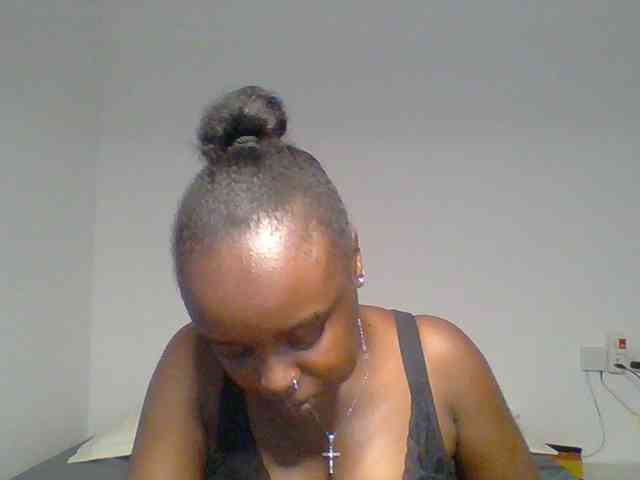 BubblyAngels webcam