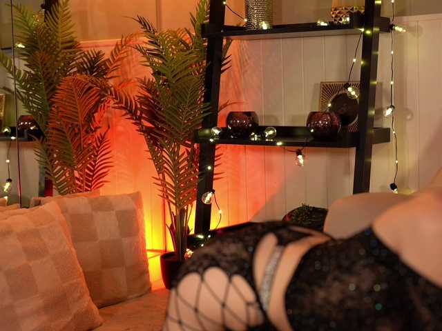 EllieJules live cam on BongaCams