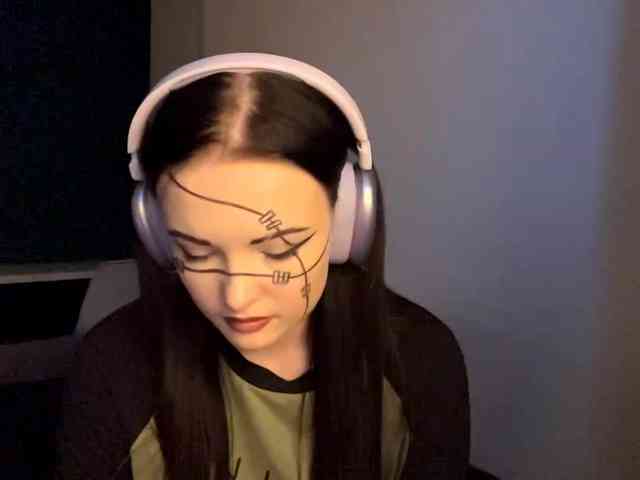 DaynaHosler webcam