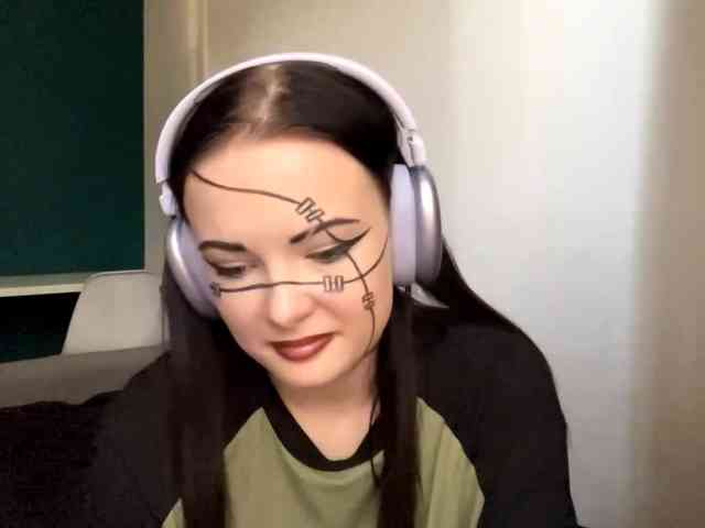 Modèle: DaynaHosler