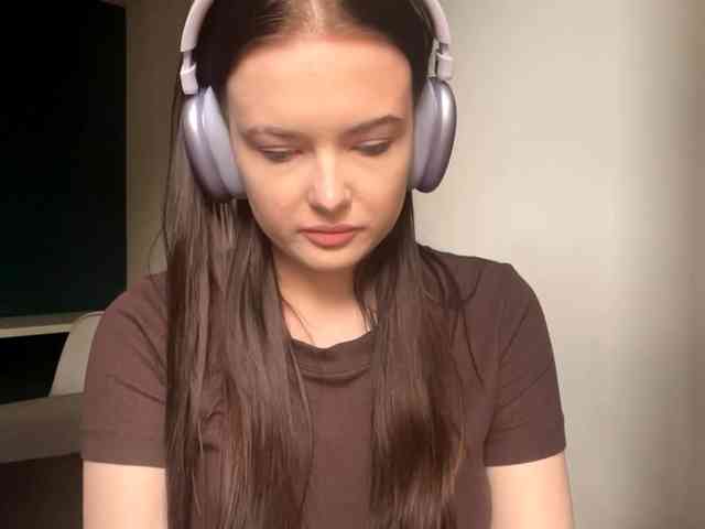 DaynaHosler webcam