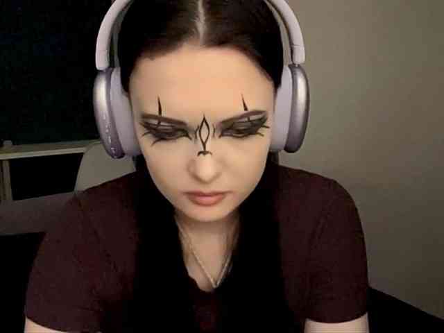 DaynaHosler webcam