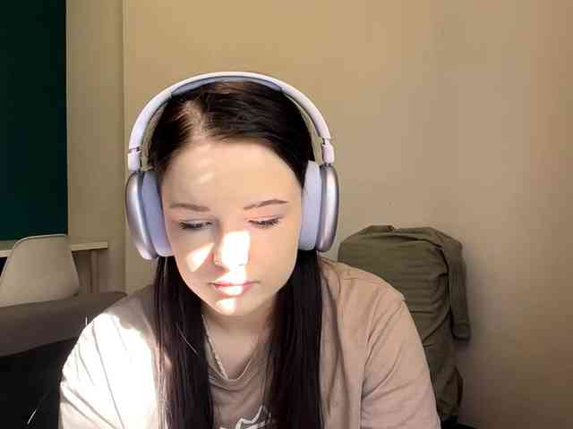 DaynaHosler webcam