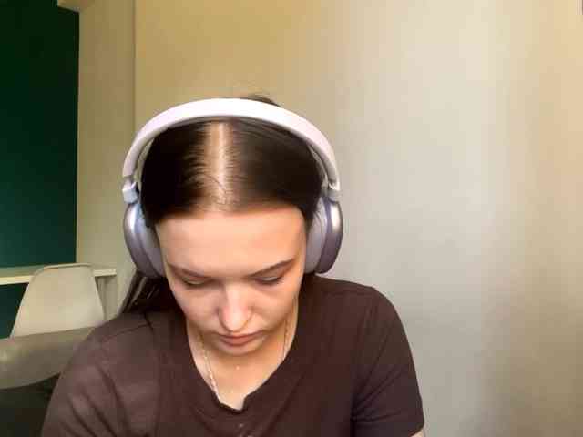 Modèle: DaynaHosler