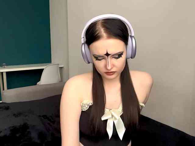 DaynaHosler webcam