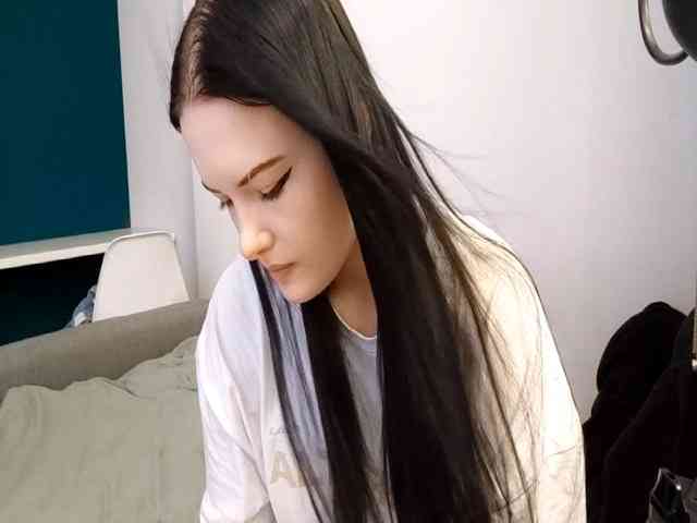 DaynaHosler webcam