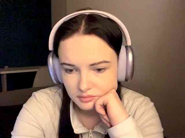DaynaHosler webcam