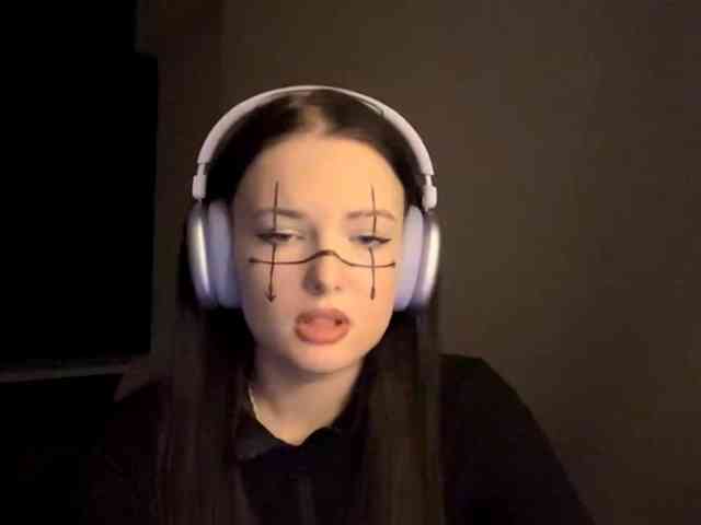 Modèle: DaynaHosler