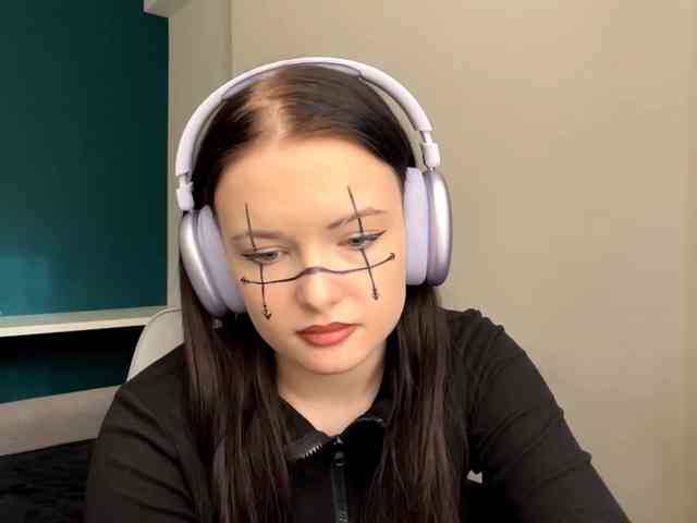 DaynaHosler webcam