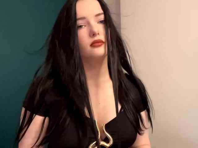 DaynaHosler webcam
