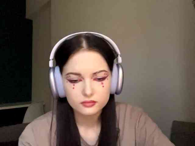 Modèle: DaynaHosler