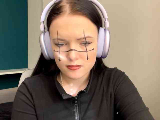 DaynaHosler webcam