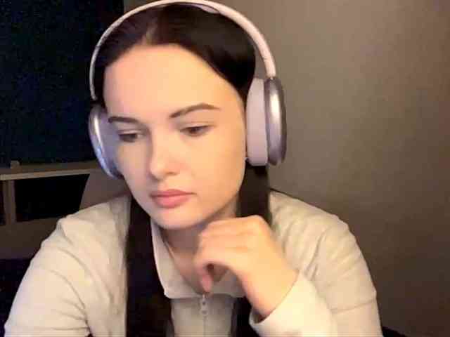 DaynaHosler webcam