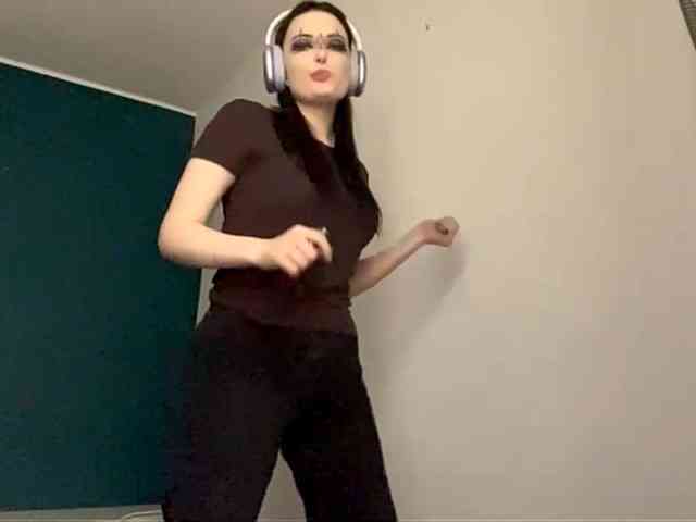 DaynaHosler webcam