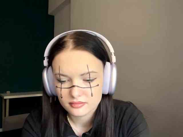 DaynaHosler webcam