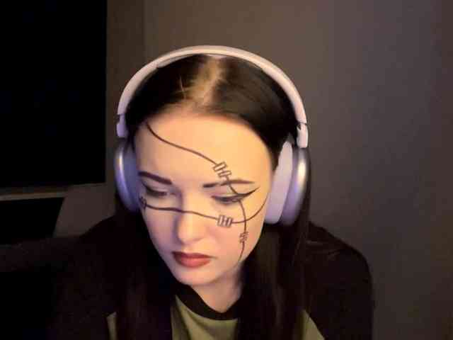 DaynaHosler webcam
