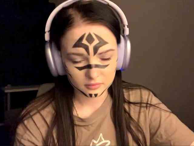 DaynaHosler webcam