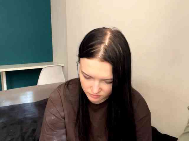 Modèle: DaynaHosler