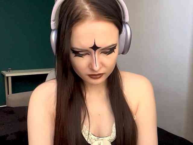 DaynaHosler webcam