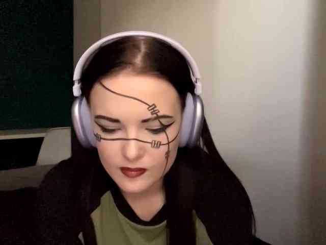 DaynaHosler webcam