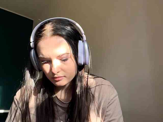 Modèle: DaynaHosler