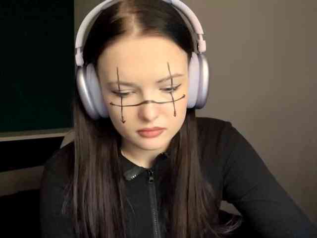 DaynaHosler webcam