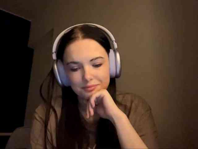 Modèle: DaynaHosler