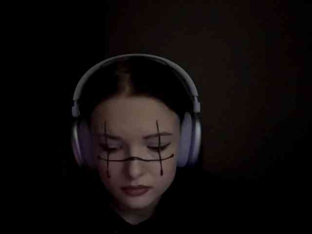 DaynaHosler webcam
