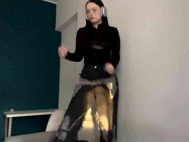 DaynaHosler webcam