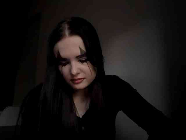 Modèle: DaynaHosler