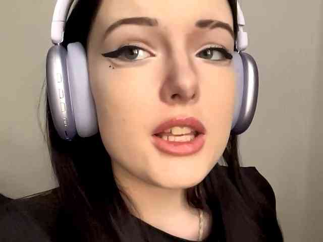 Modèle: DaynaHosler